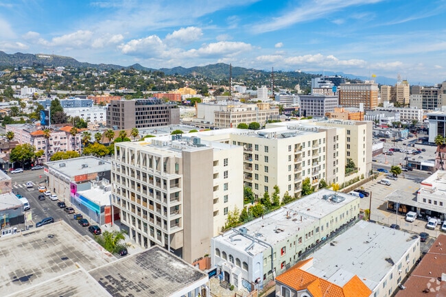 Alt Building - Hollywood Arts Collective Affordable Housing