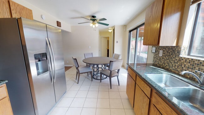 Foto del edificio - 669 35th St