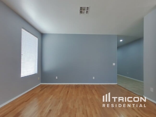 Building Photo - 6147 W Oraibi Dr