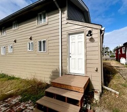 Building Photo - 4512 Pacific Way