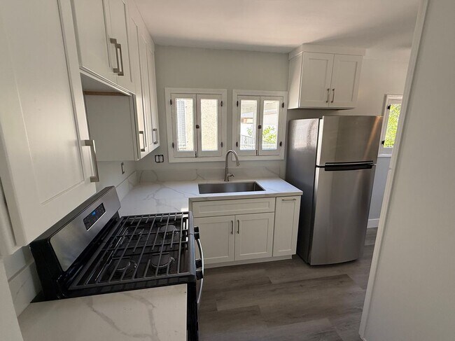 Foto del edificio - 92 S Sunnyslope Ave