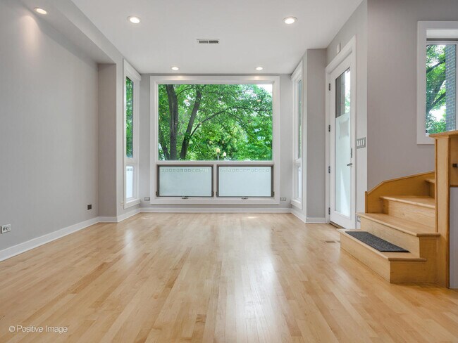 Foto del edificio - 1834 W Rice St