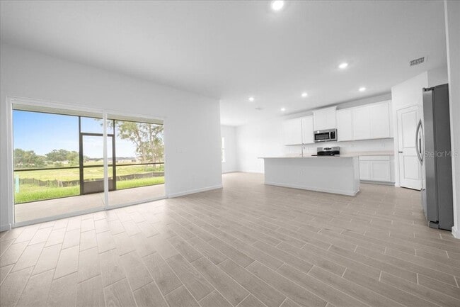 Foto del edificio - 8885 SW 68th Ter Rd