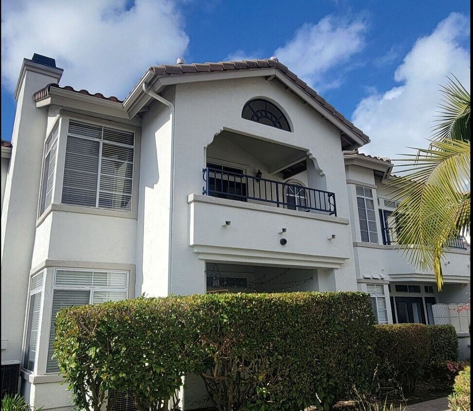 Primary Photo - Beautiful, Tranquil, Welcoming - 2 Bed Hom...