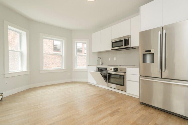 Building Photo - 35 South St