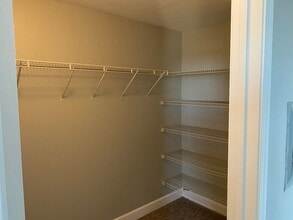 Interior Photo - Stadium House Apartments