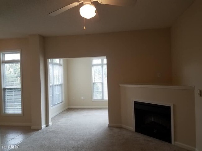 Building Photo - 2500 Friedland Pl