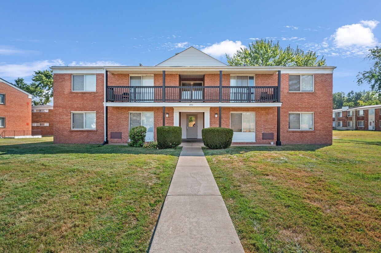 Foto principal - COURTYARD GARDENS APARTMENTS