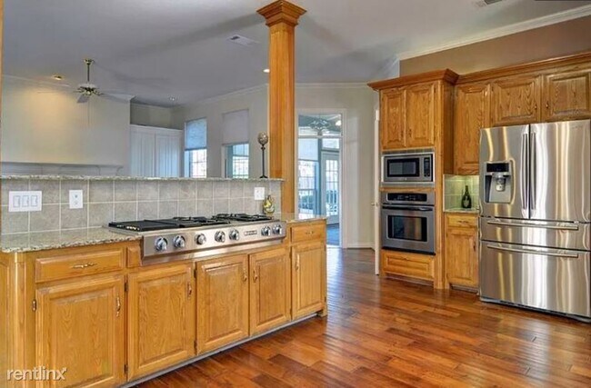 Building Photo - 4 br, 4.5 bath House - 110 Mill Crossing East