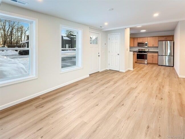 Building Photo - 4332 Albany Post Rd