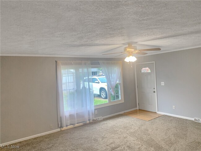 Foto del edificio - 785 Howell St