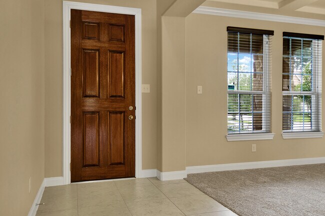 Building Photo - 22635 Cutter Mill Dr