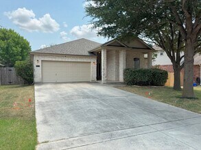 Building Photo - 2656 Pillory Pointe