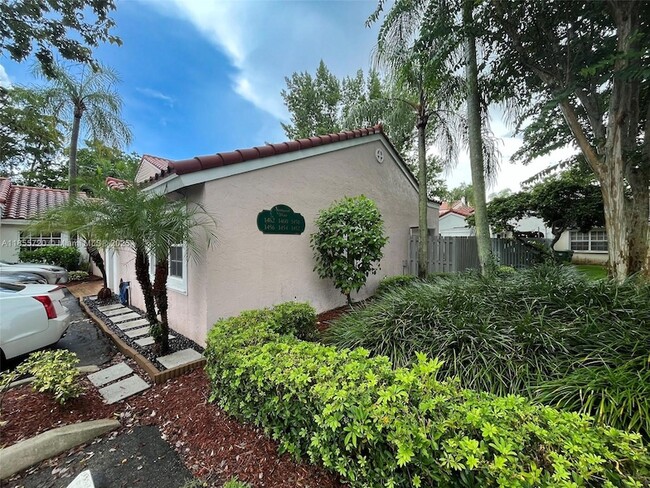 Foto del edificio - 1462 Springside Dr