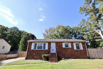 Building Photo - 2728 Grantwood Rd