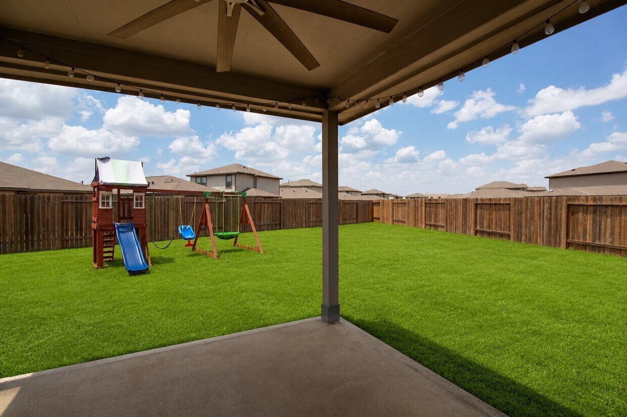 Building Photo - 14706 Pinion Ct