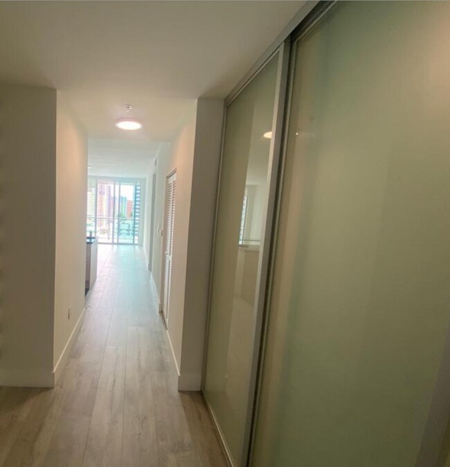 Foto del edificio - 1111 SW 1st Ave