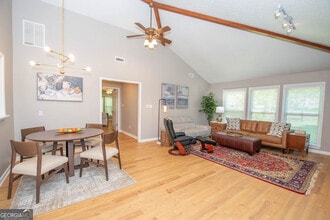 Building Photo - 103 Burnham Rise