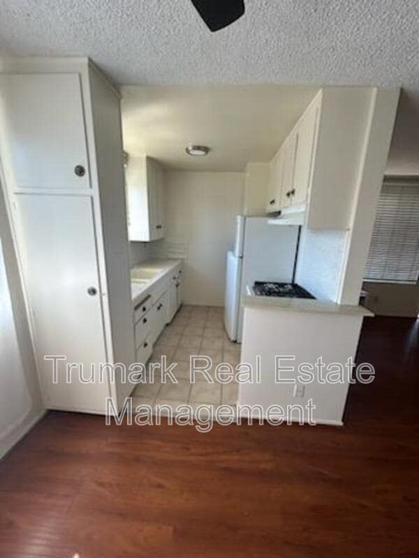 Foto del edificio - 4619 Lexington Ave