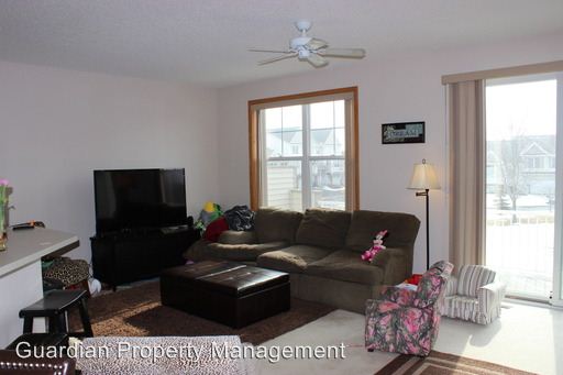 Building Photo - 20711 Hampshire Cir