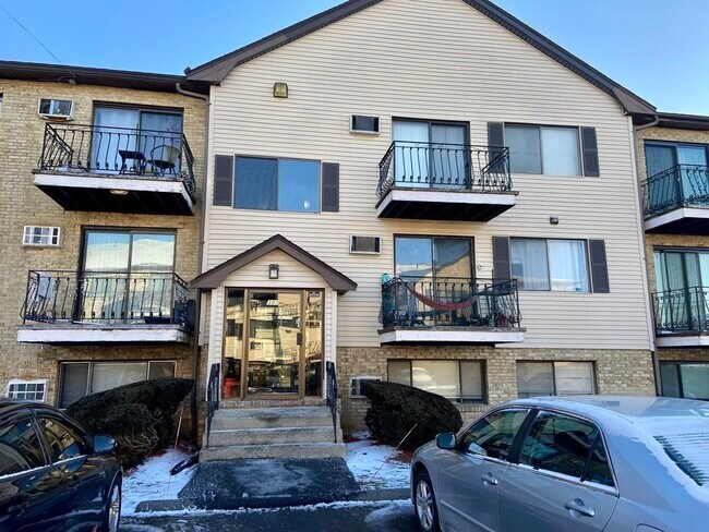 Foto del edificio - 307 Pawtucket Blvd