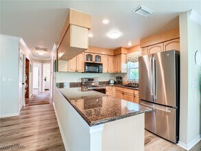 Building Photo - 6020 Cypress Ln