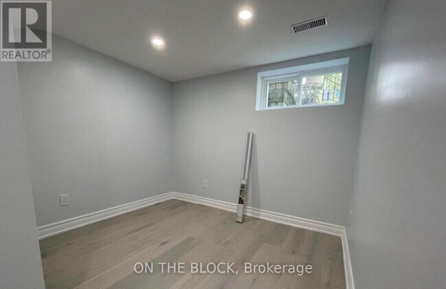 Building Photo - 78 Tedford Dr