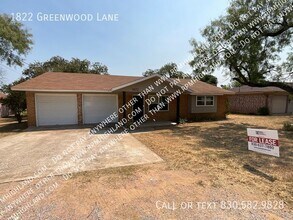 Building Photo - 1822 Greenwood Ln