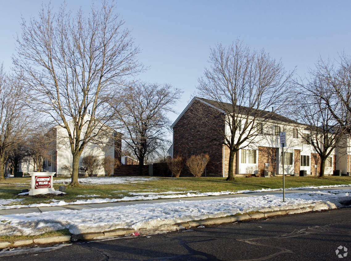 Foto del edificio - Lexington Village