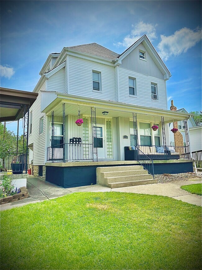 Frente de la casa - 4530 Lafayette Avenue