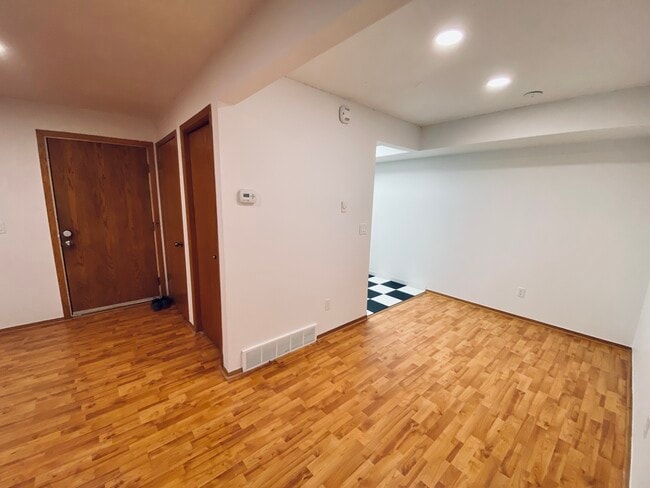 Building Photo - 2932 Shadow Creek Dr