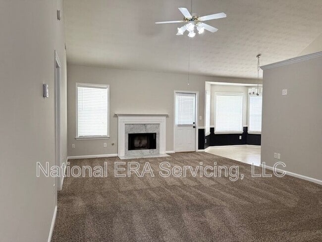 Building Photo - 2034 Elm Grove Ln