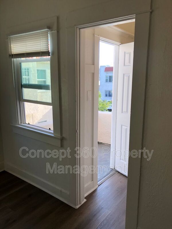 Building Photo - 722 Lime Ave
