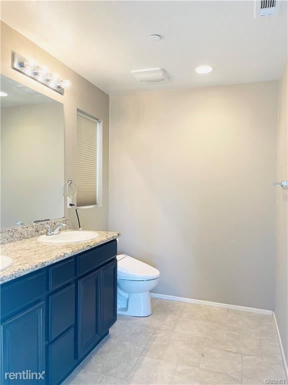 Foto del edificio - 3 br, 3 bath House - 14667 1/2 Sherman Way