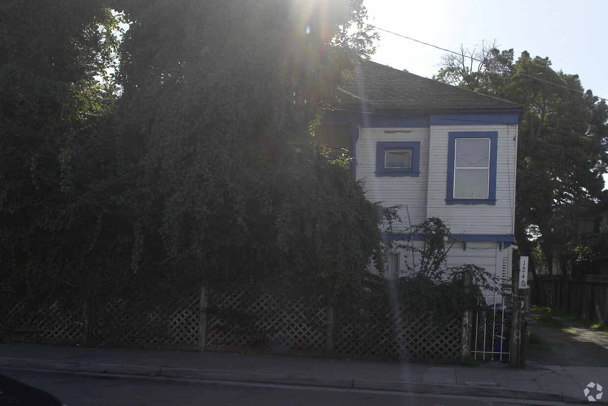 Building Photo - 1248 Ashby Ave