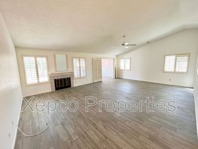Building Photo - 43922 Warner Trail