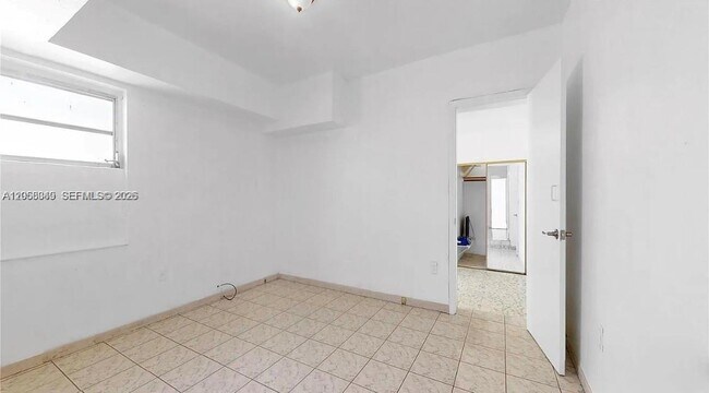 Foto del edificio - 3330 SW 2nd St