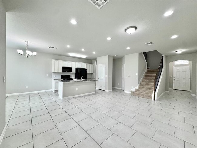 Building Photo - 113 Homily Dr