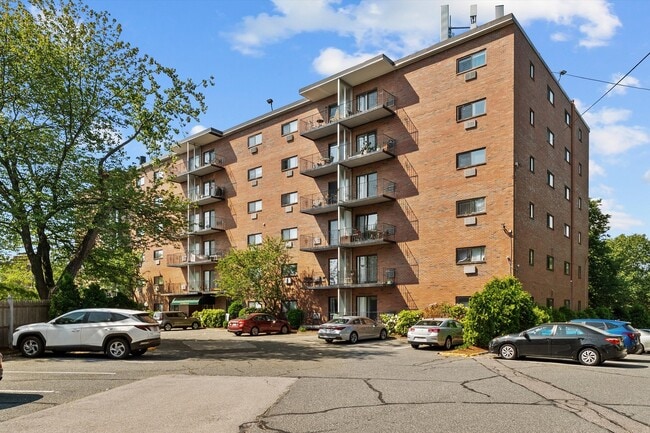 Building Photo - 1321 Worcester Rd