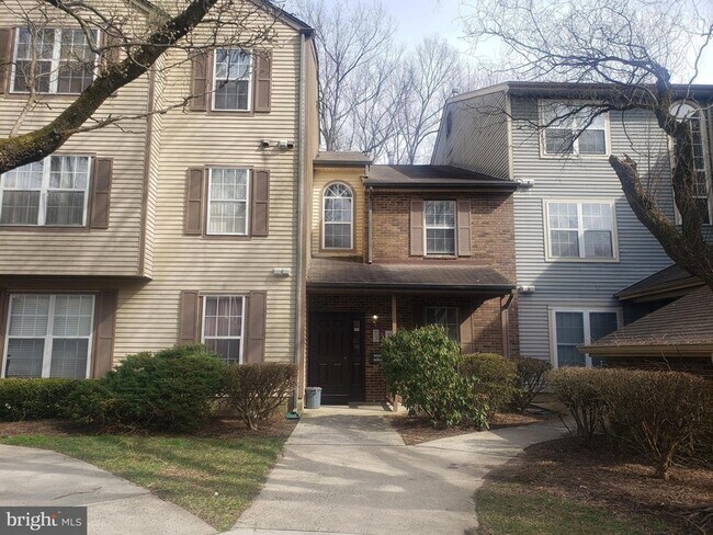 Foto del edificio - 6062 Cedar Ct