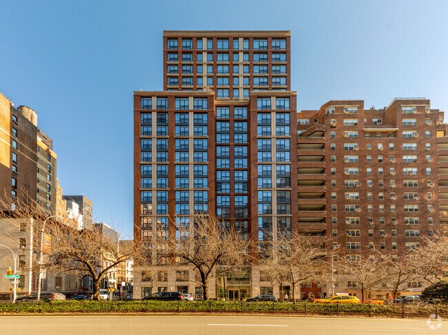 45 Park Ave Corporation - Alquileres en New York, NY | Apartamentos.com