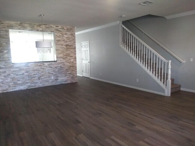 Building Photo - 1362 Turnbridge Dr