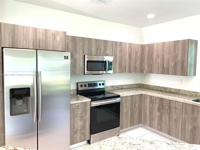 Foto del edificio - 4604 SW 31st Dr
