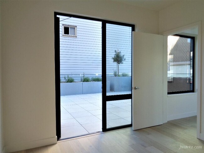 Foto del edificio - 1545 Pine St