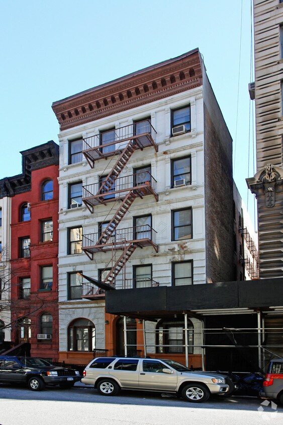 Primary Photo - 103 W 80th St