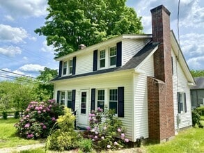 Building Photo - 589 Old Hartford Rd