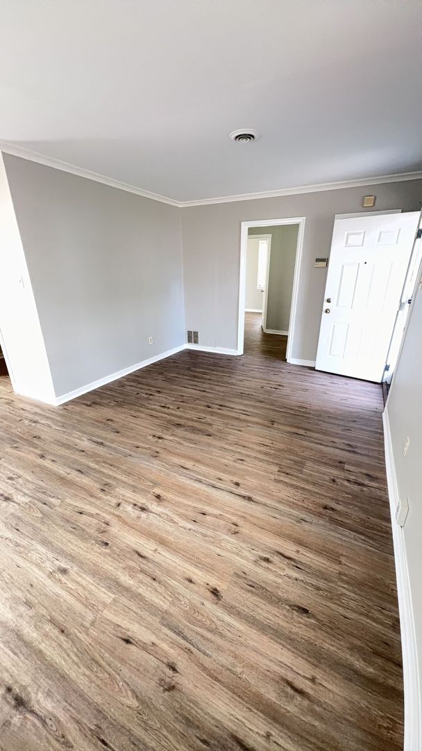 Foto del edificio - Freshly Updated 2 bedroom 1 bath