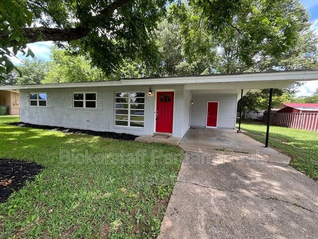 Building Photo - 2503 Broadmoor Dr