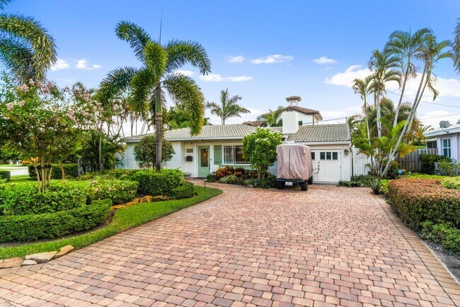 Foto del edificio - 124 Bonnie Briar Ln