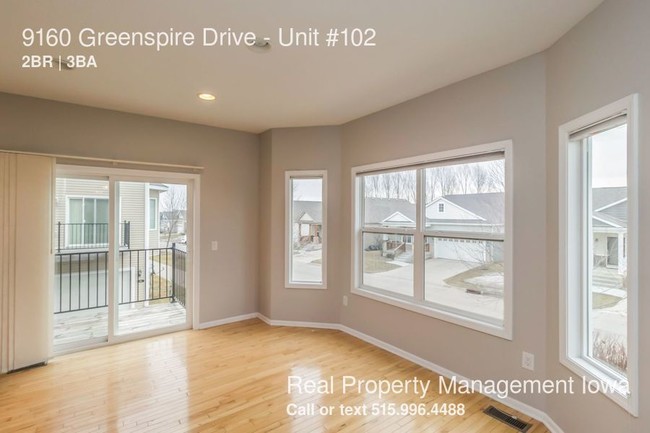 Building Photo - 9160 Greenspire Dr